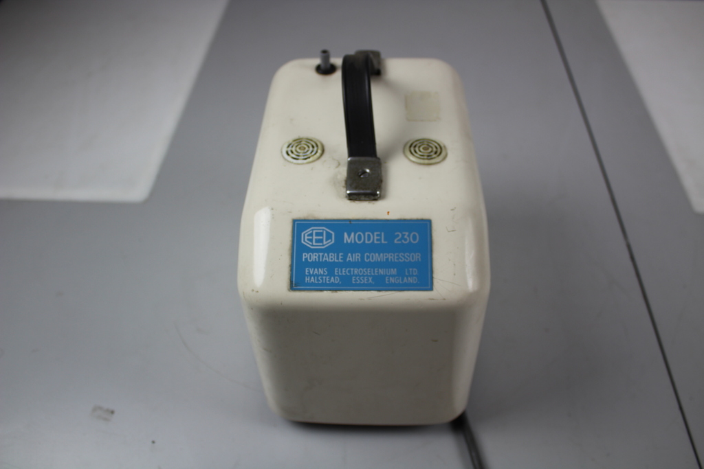 Image of EEL (Evans Electroselenium Ltd) Model 230 Portable Air Compressor 230 V