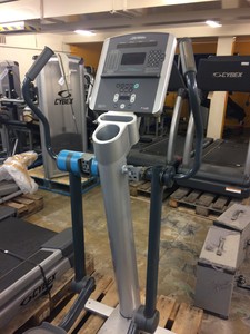 Thumbnail image of Life Fitness 95xi Cross Trainer