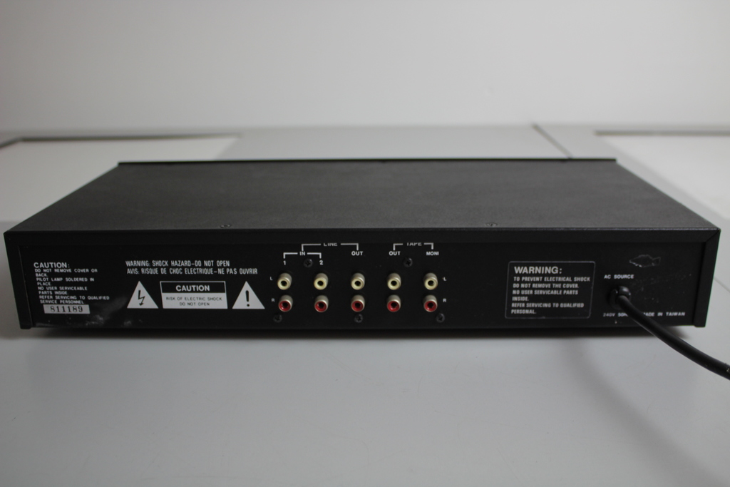 Image of Maplin EQ1000LR AF60Q Graphic Equalizer