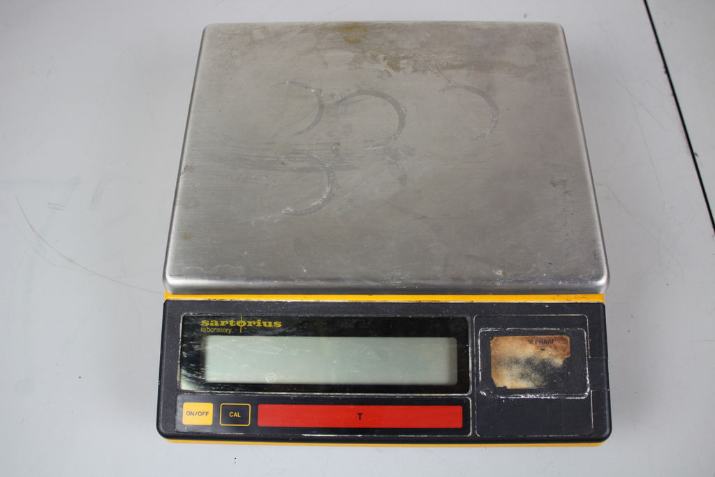 Image of Sartorius digital Scales L2200P Laboratory Lab 