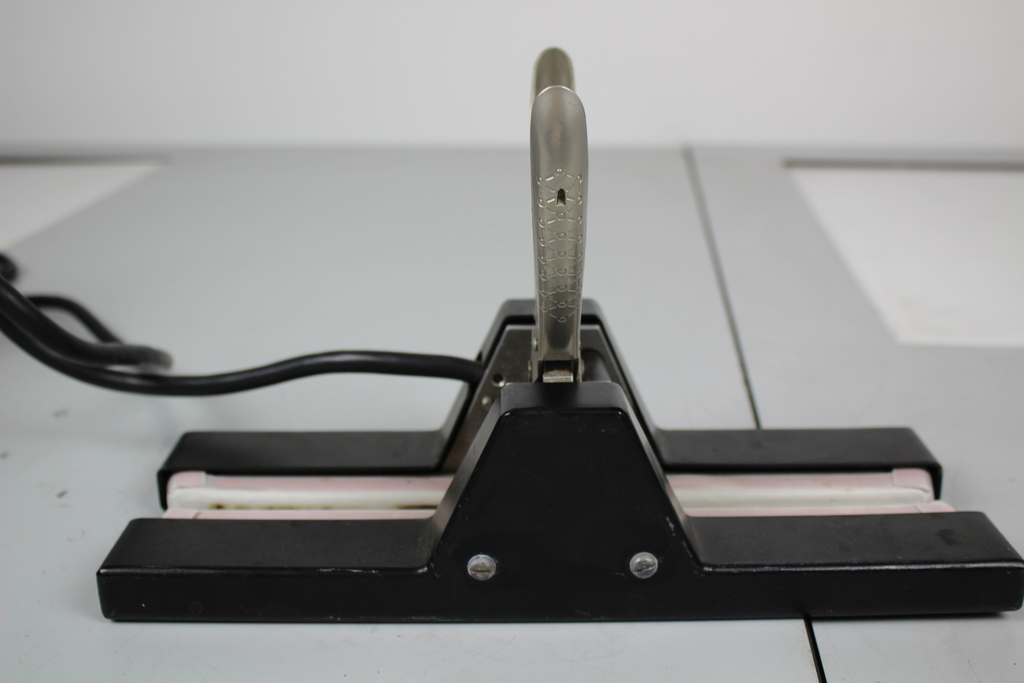 Image of Laboratory Heat Sealer 28cm A H Bland Ltd Heat/Cool Regulator 