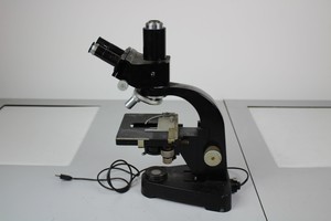 Thumbnail image of Vintage Leitz Wetzlar Microscope 1 objective, for Restoration