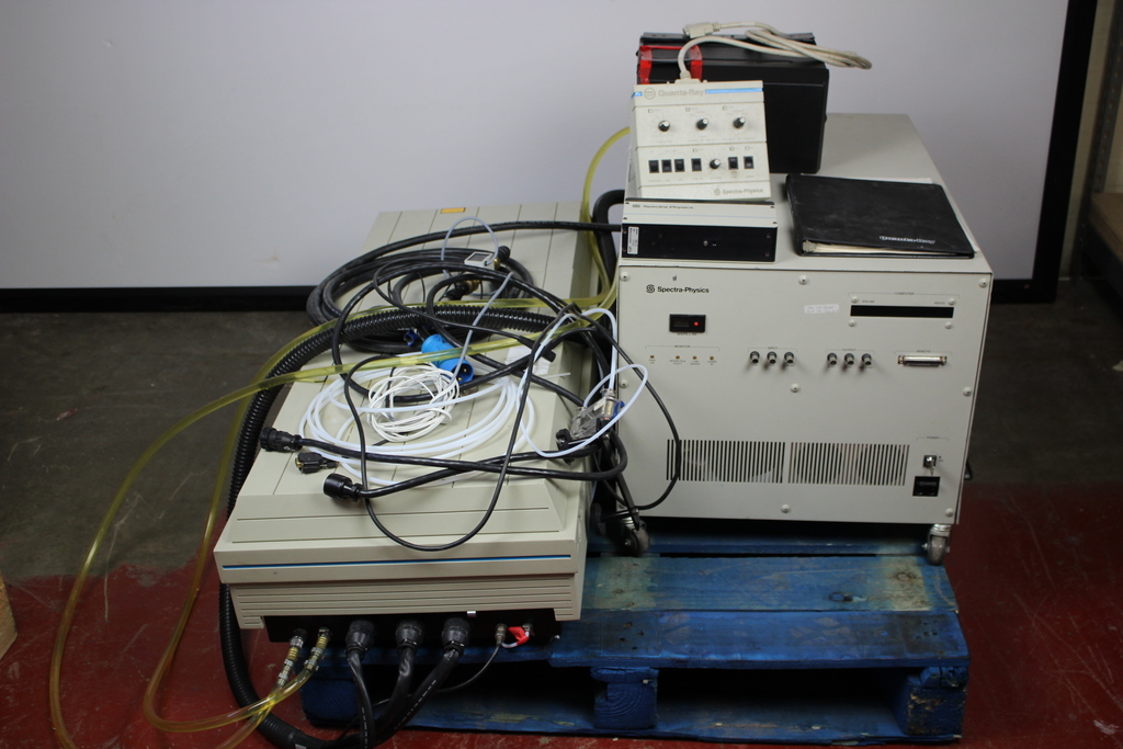 Image of Spectra Physics Quanta Ray GCR-190 w/ PS104 Power Supply