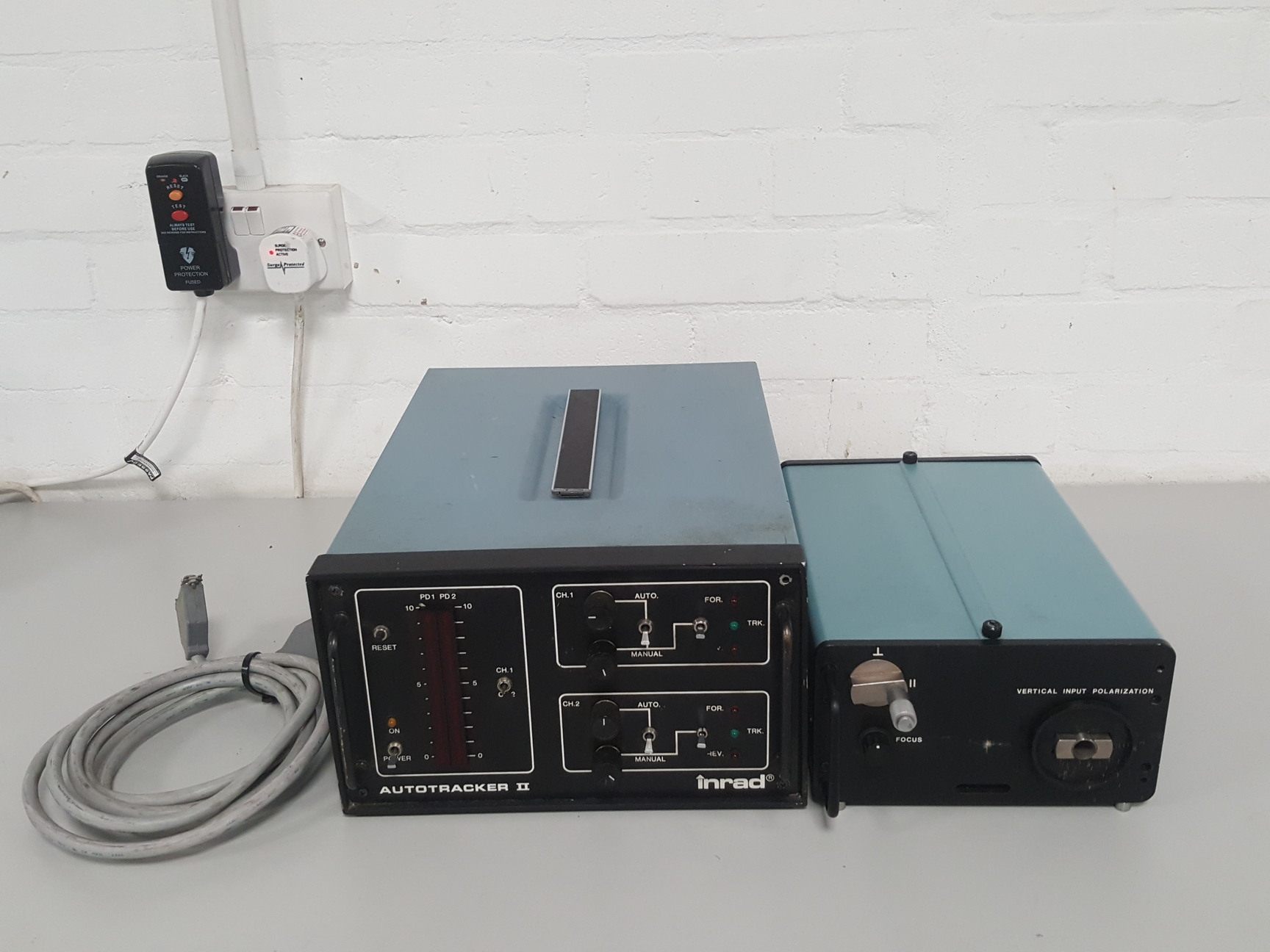 Image of Inrad Autotracker II Laser Vertical + Input Polarisation Unit Lab