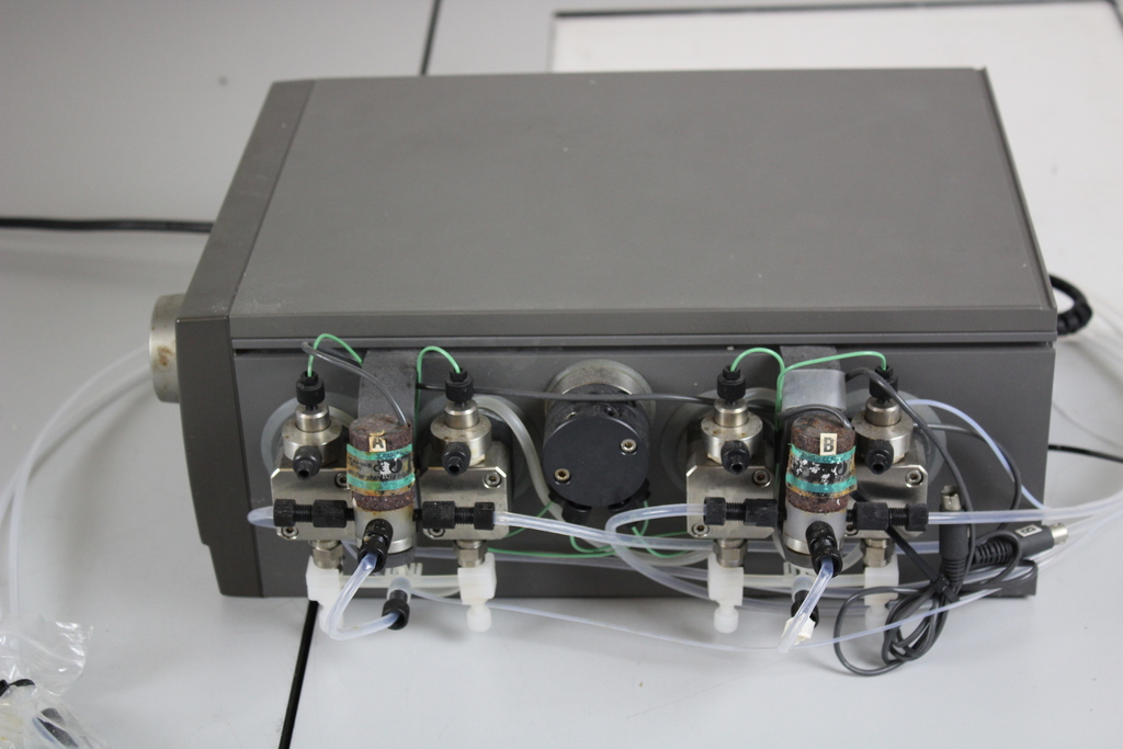 Image of R139117 Pharmacia Biotech P-900 FPLC Pump Laboratory Lab