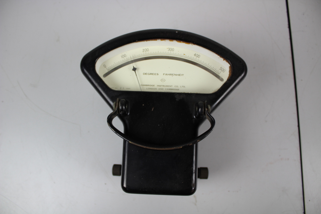 Image of Lot of 14 Pressure Gauges Budenberg, Wallace & Tiernan, Barnet, Untested Eng