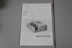 Thumbnail image of Kindermann & Co Elite Jaguar 35mm Slide Projector 8002-28 230V 