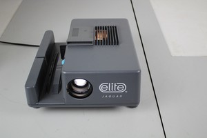 Thumbnail image of Kindermann & Co Elite Jaguar 35mm Slide Projector 8002-28 230V 