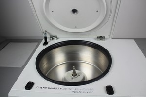 Thumbnail image of Eppendorf Centrifuge 5810R ,Bucket Rotor, Benchtop, Spares repairs