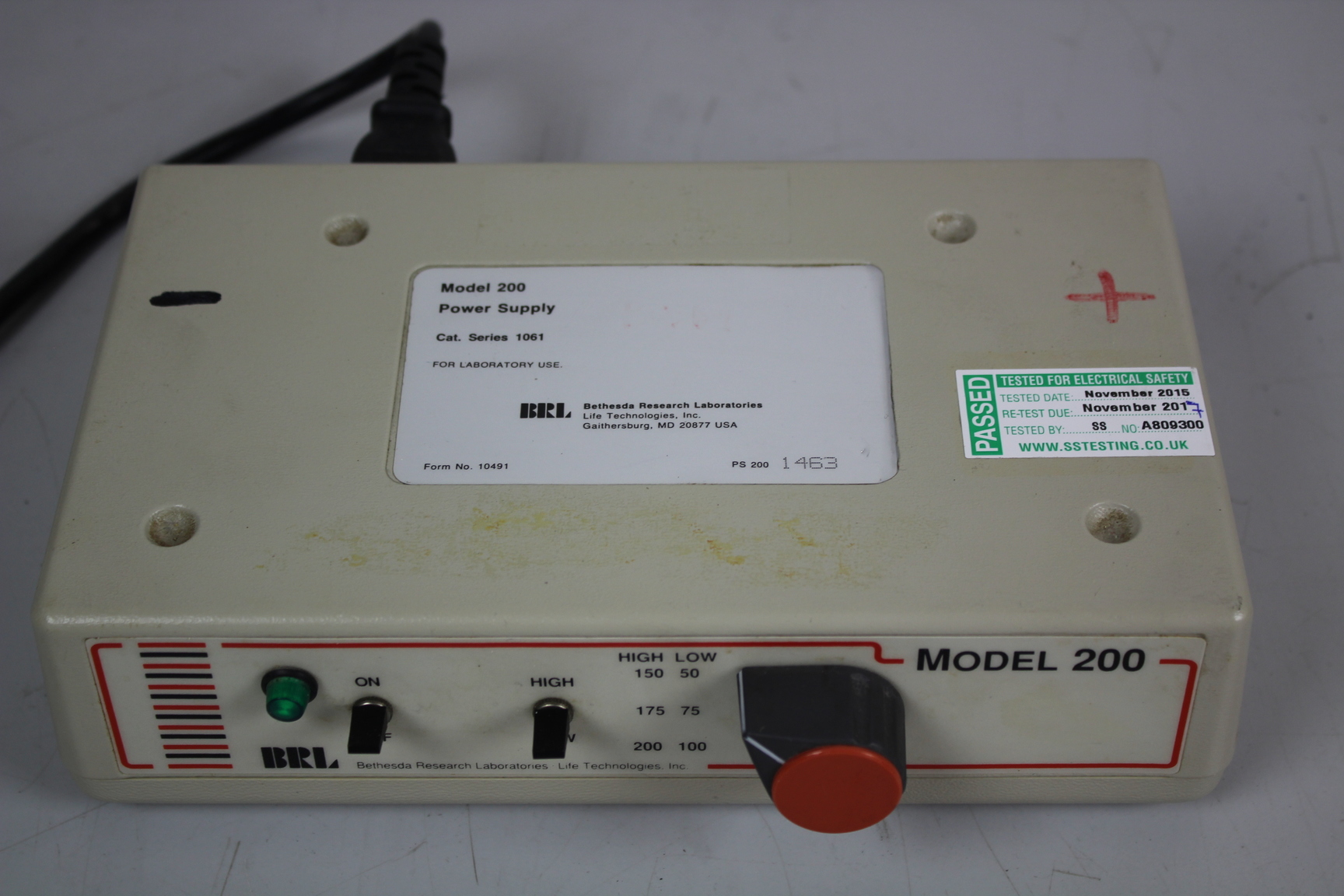 Image of Belthesda Research Laboratories BRL Model 200 Lab Power Supply 50-200         
