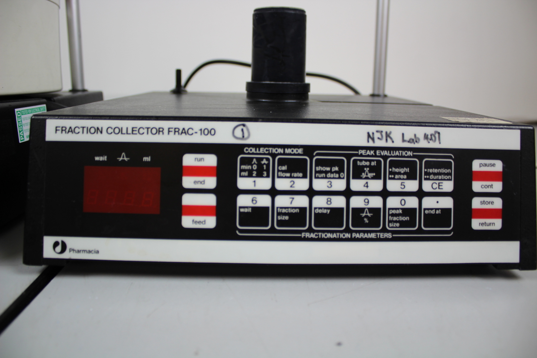 Image of 2 x Pharmacia Fraction Collector Frac-100 (1 powers on, 1 doesn't power on)