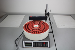 Thumbnail image of Pharmacia Gradifrac Fraction Collector with Carousel & Manual