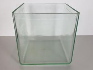 Thumbnail image of Shandon Glass Chromatank Vintage Chromatography Tank  Size H31 x W31 x L31cm Lab