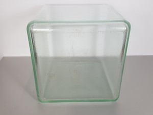 Thumbnail image of Shandon Glass Chromatank Vintage Chromatography Tank  Size H31 x W31 x L31cm Lab