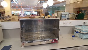 Thumbnail image of Heated Lab-Glassware Drying Cabinet 