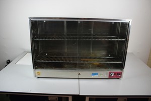 Thumbnail image of Heated Lab-Glassware Drying Cabinet 
