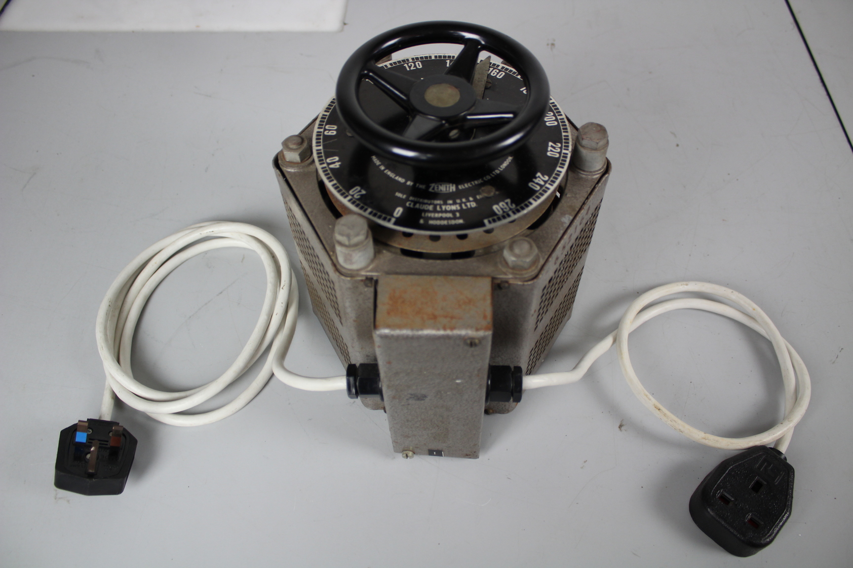 Image of Claude Lyons Variac variable transformer