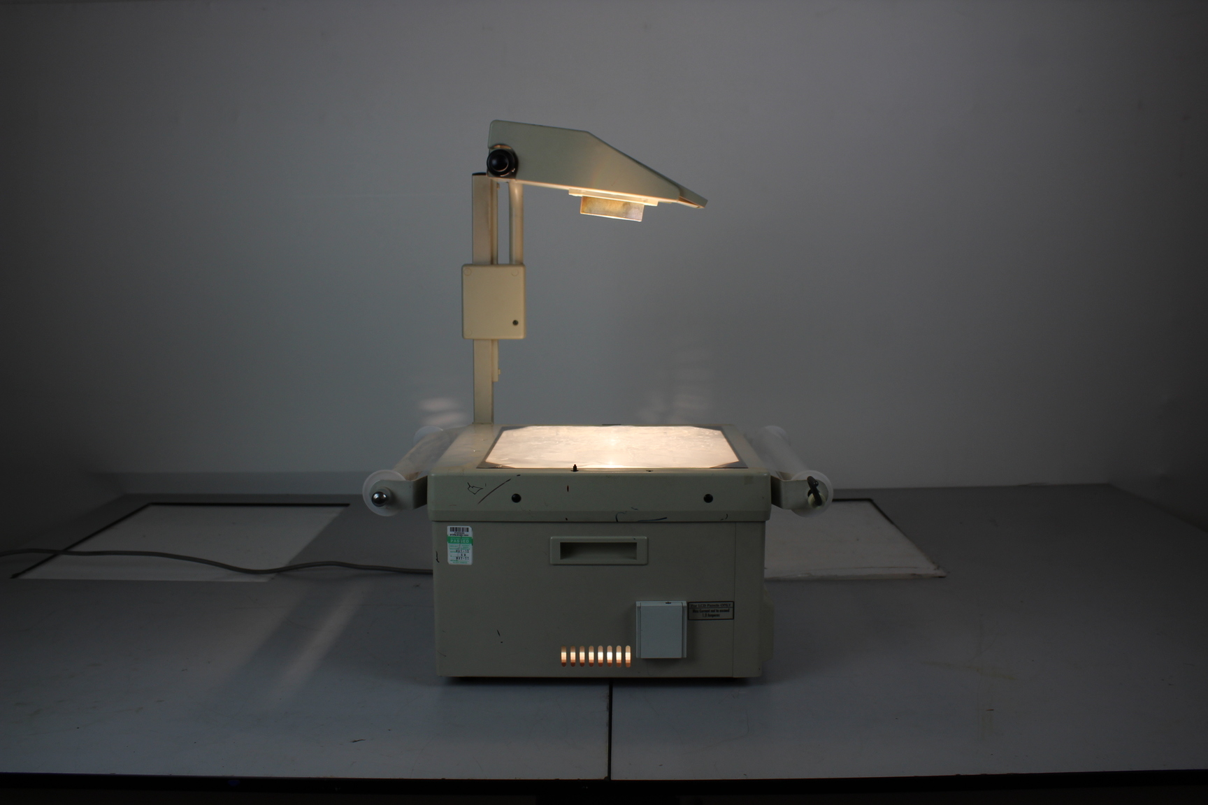 Image of Saville Falcon 400 XL Over Head Projector