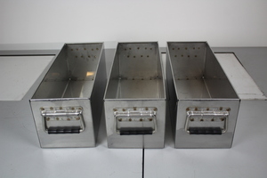 Thumbnail image of Set of 3 Stainless Steel Planters Plant Pots 48 x 17.5 x 18 cm with handles 