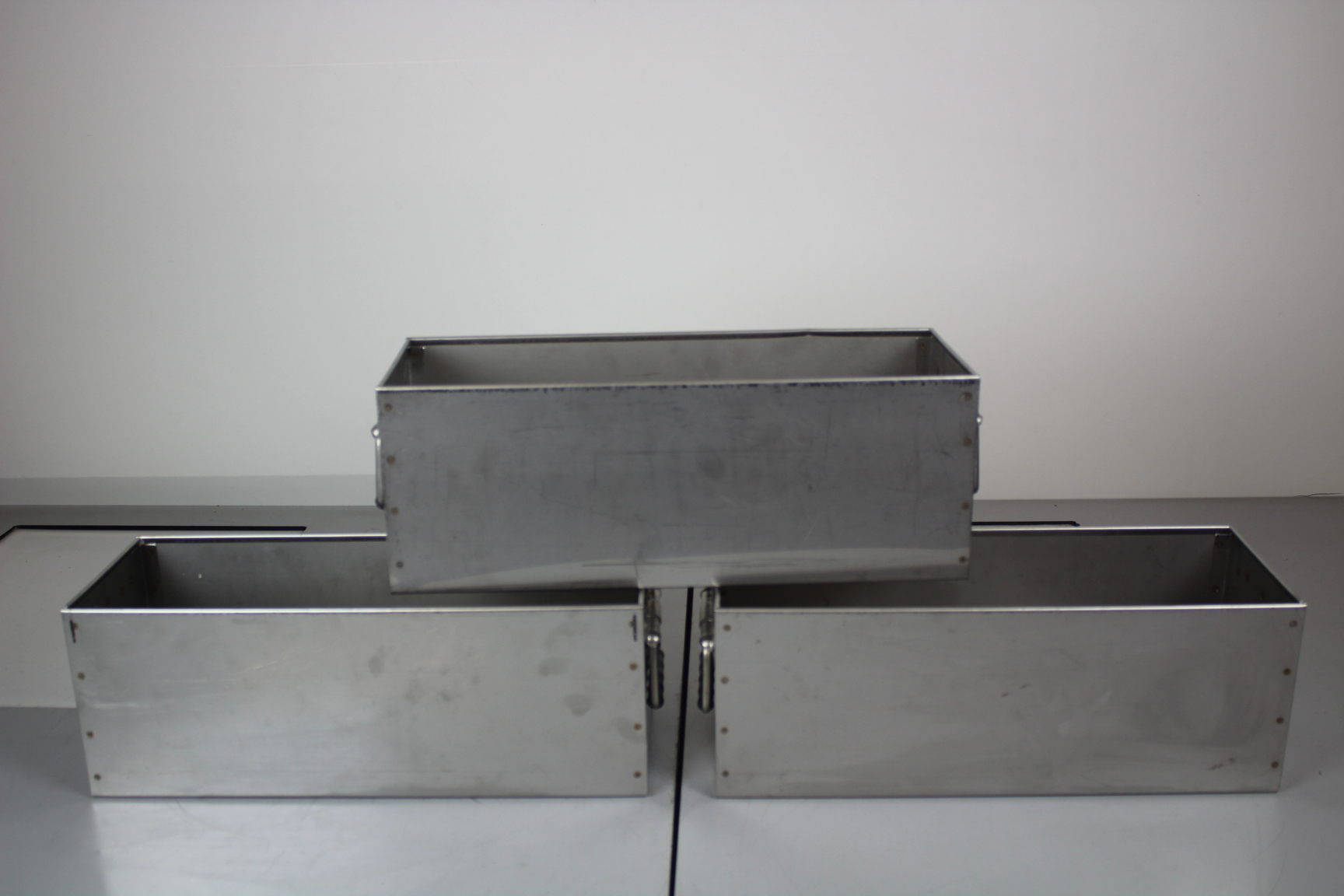 Image of Set of 3 Stainless Steel Planters Plant Pots 48 x 17.5 x 18 cm with handles 