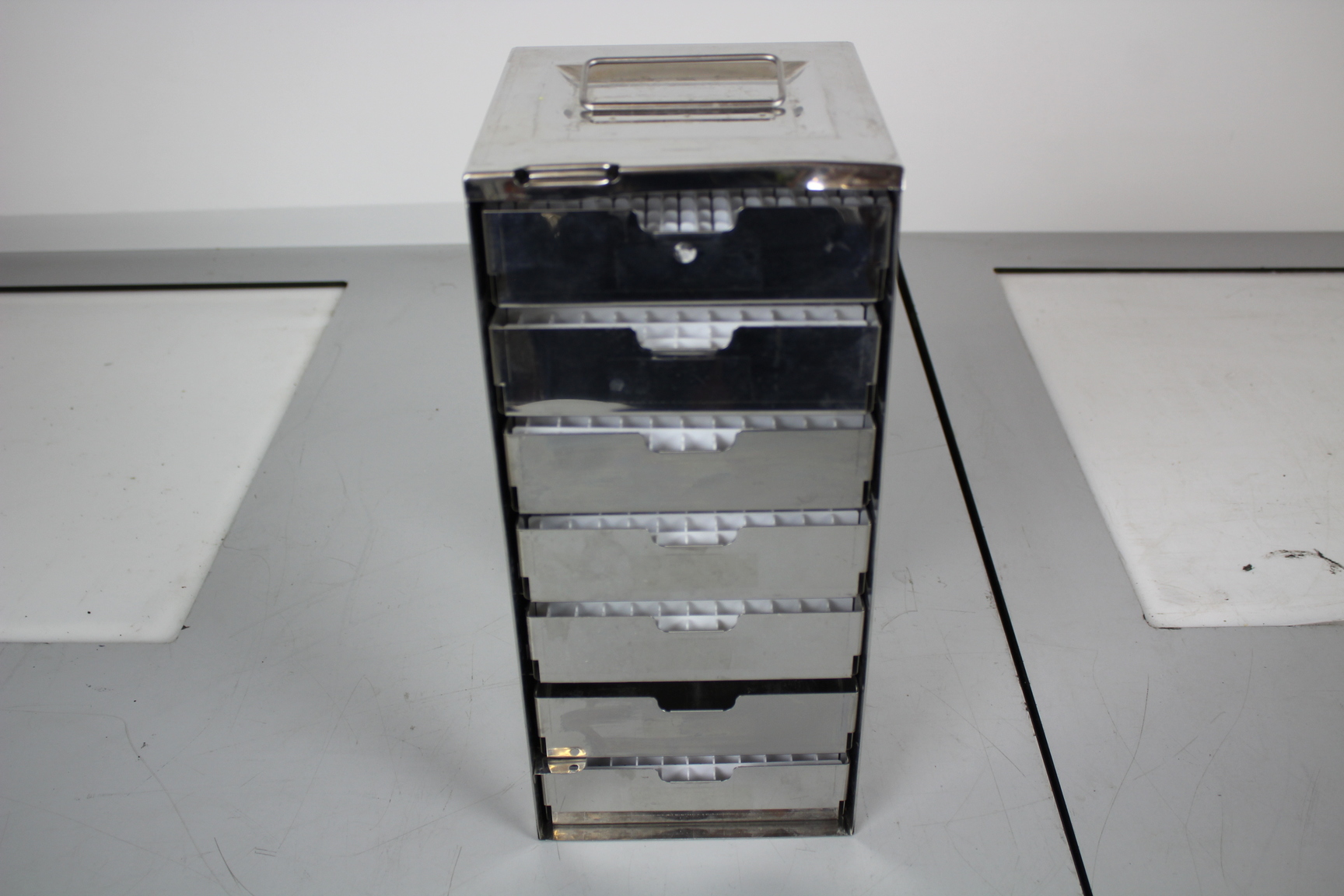 Image of Laboratory Freezer Rack, Stainless Steel, 16 x 16 x 36 cm, 7 Loose shelves, 