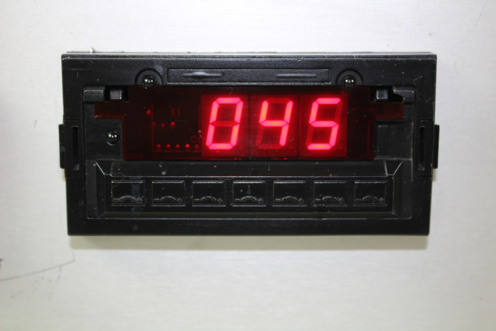 Image of Control Unit Incorperating Dynisco 1390 Temperature Indicator