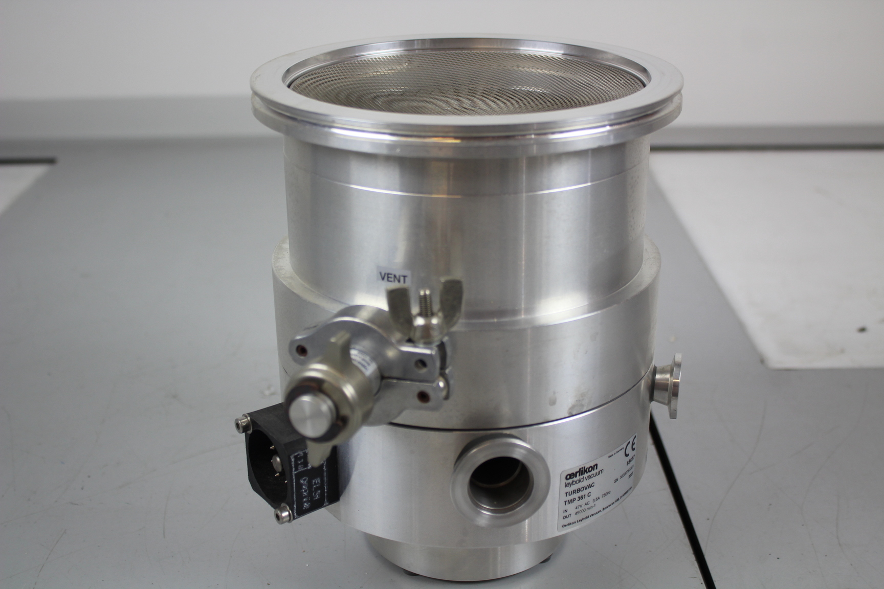 Image of Oerlikon Leybold Vacuum Turbovac TMP361C