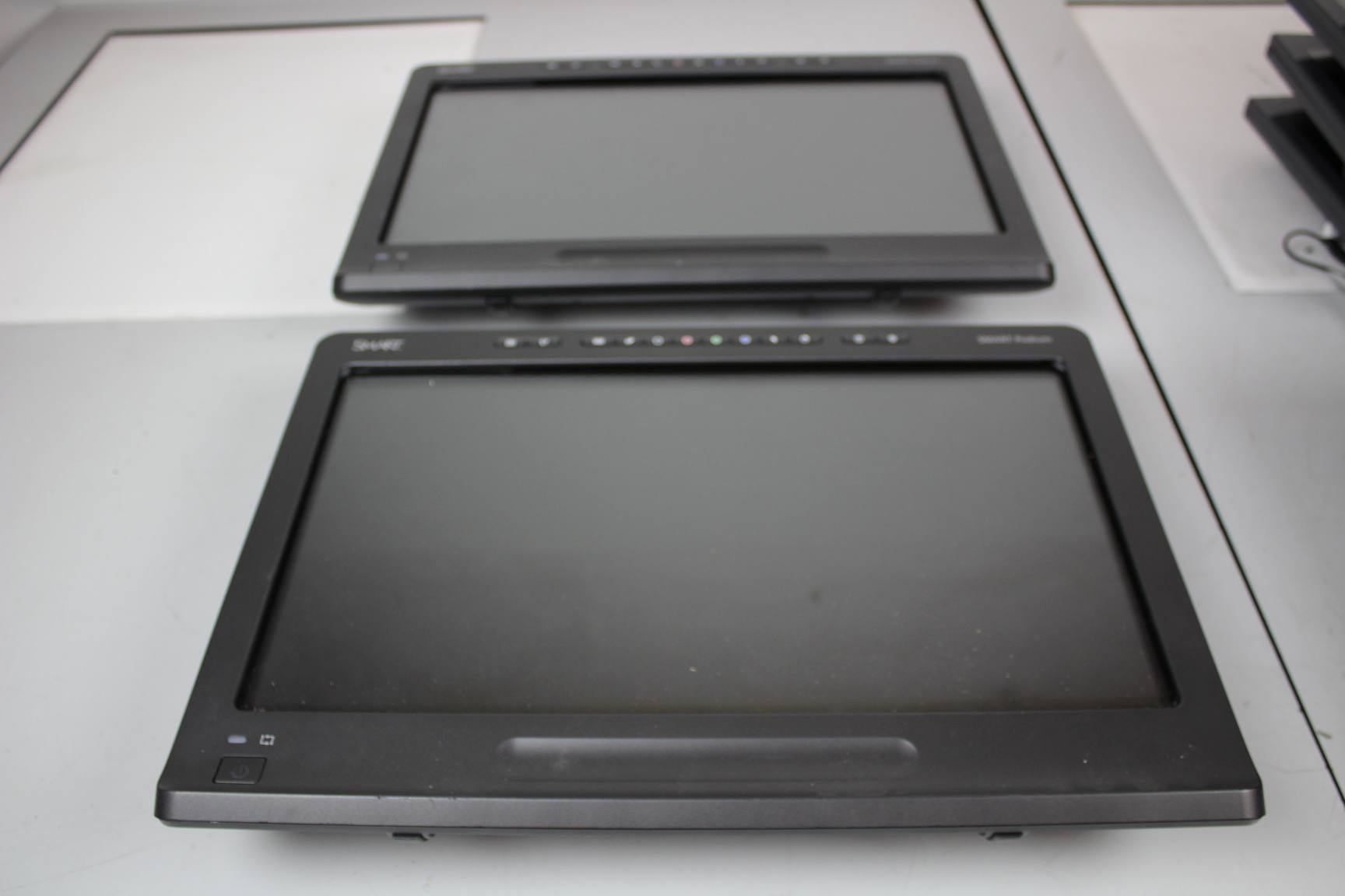 Image of Job Lot 13 Faulty Screens Smart Sympodium Interactive Pen Display Samsung TV