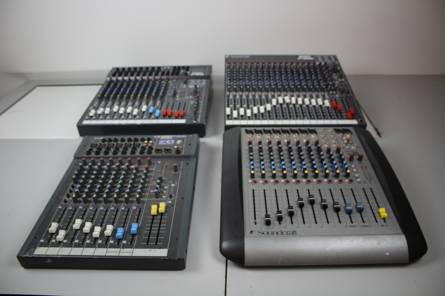 Image of Job Lot 4 Ass Soundcraft Mixing Audio Equipment Faulty Spirit FX16 FX8 E8 Folio