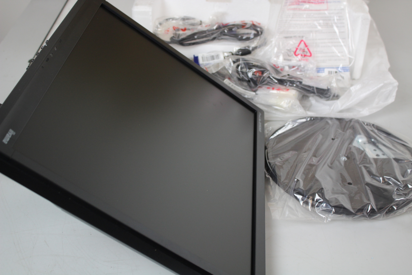 Image of Liyama Prolite PLB1906S LCD Monitor,Brand New and Boxed.