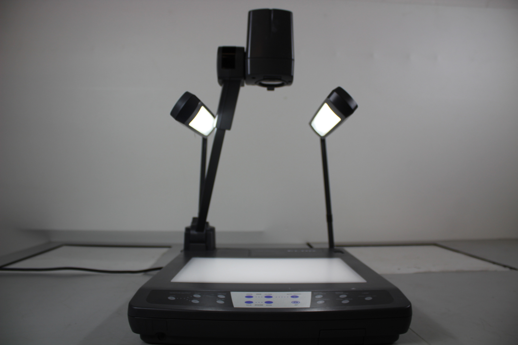 Elmo HV5600HG Visual Presenter,Overhead Projector.