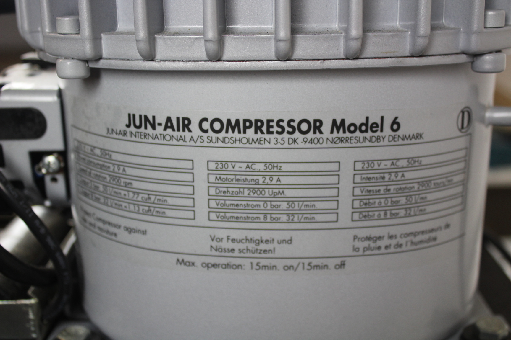 Image of Jun-Air Jun Air Model 6 Compressor with Domnick Hunter Air Filter