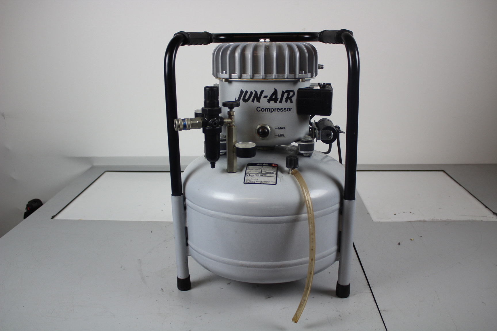 Image of Jun-Air Jun Air Model 6-25 Compressor 