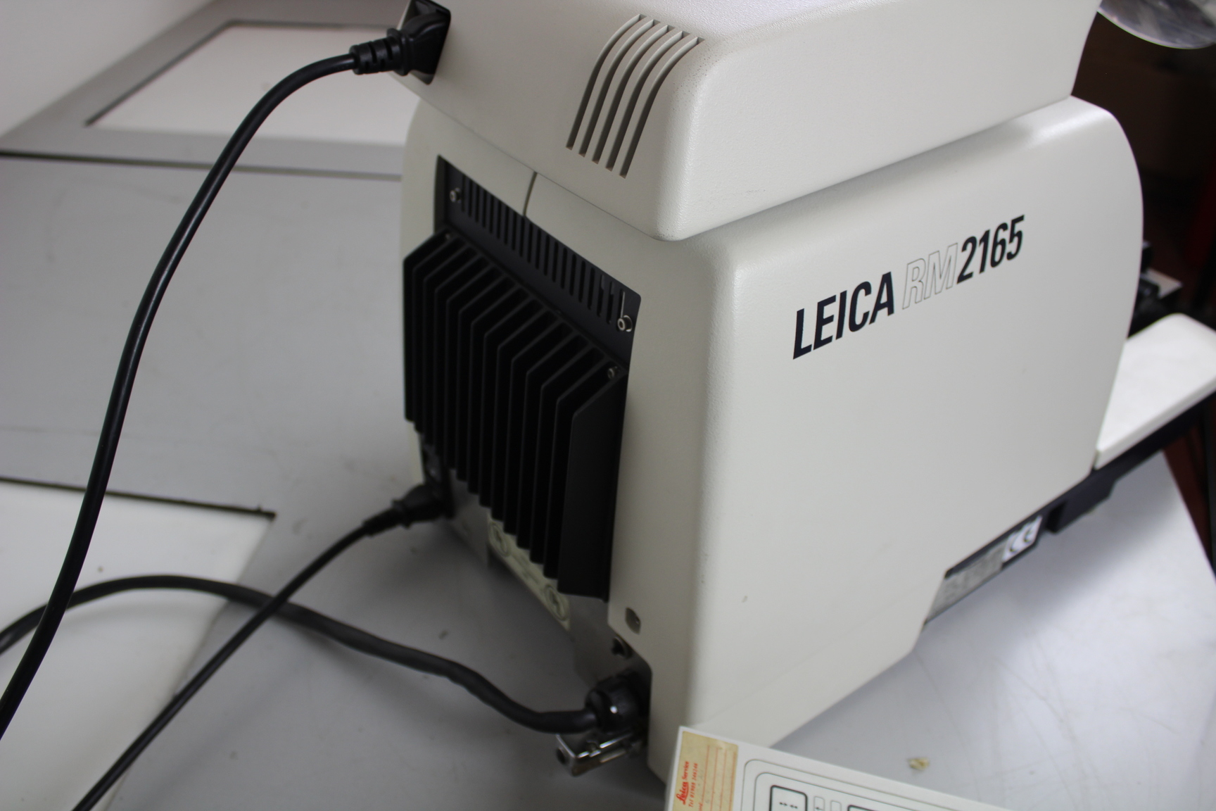 Image of Leica RM2165 Microtome
