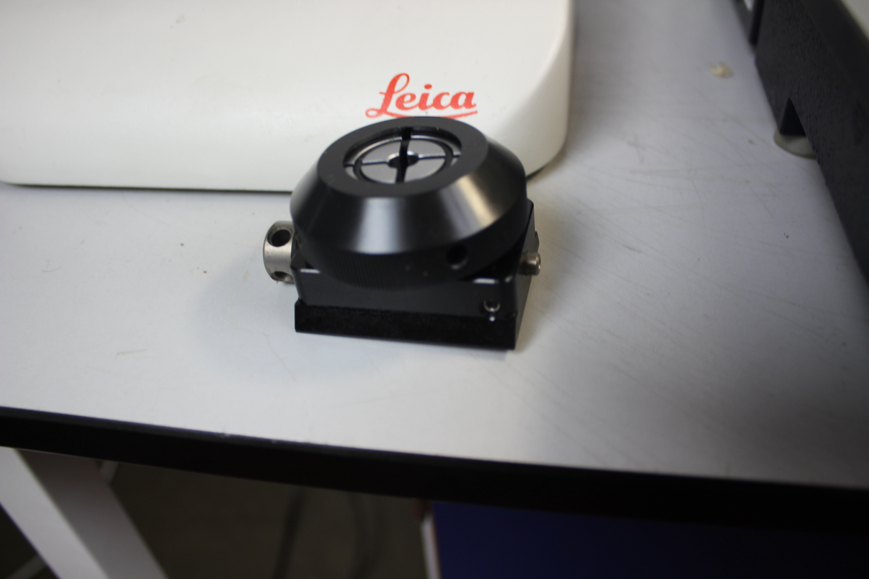 Image of Leica RM2165 Microtome