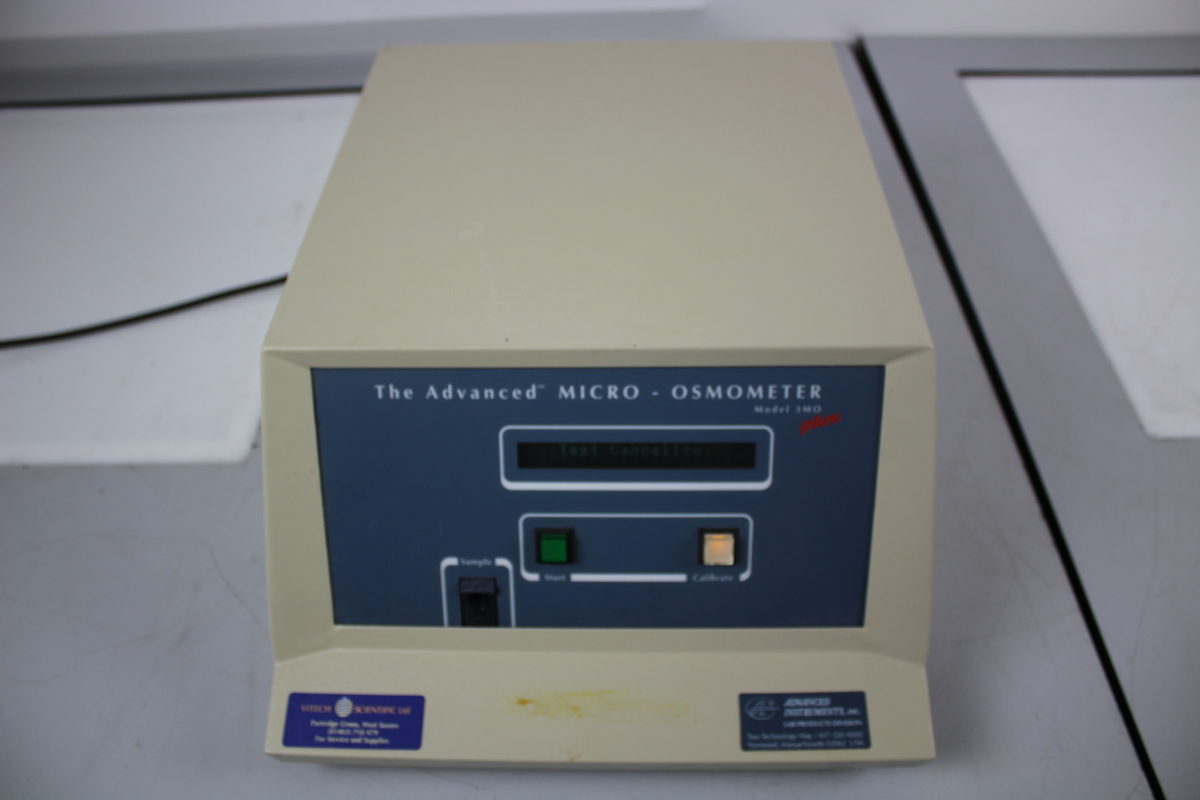 Image of Advanced Instruments Micro Osmometer Model 3MO Plus + original User Guide