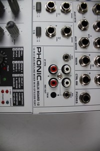 Thumbnail image of Phonic Helix Board 12 Audio interface Mac Logic