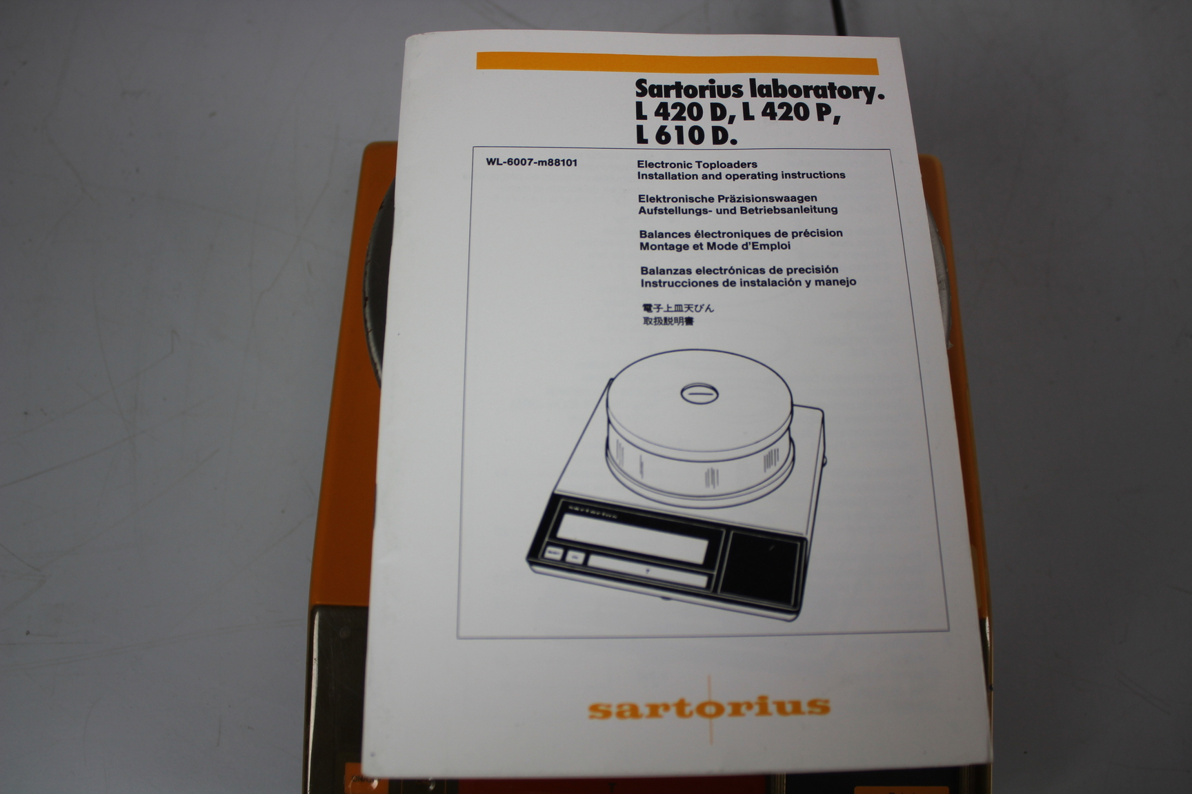 Image of Sartorius Laboratory Scales/Analytical Balance L420P