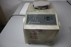 Thumbnail image of Sartorius Laboratory Scales 2254