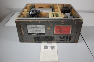 Thumbnail image of Antique Unilab 3cm Wave Apparatus Kit Transmitter Receiver Power Unit Amp Manual