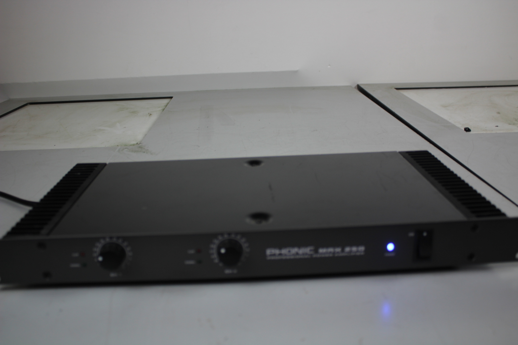 Image of PHONIC MAX 250 Professional Power Amplifier