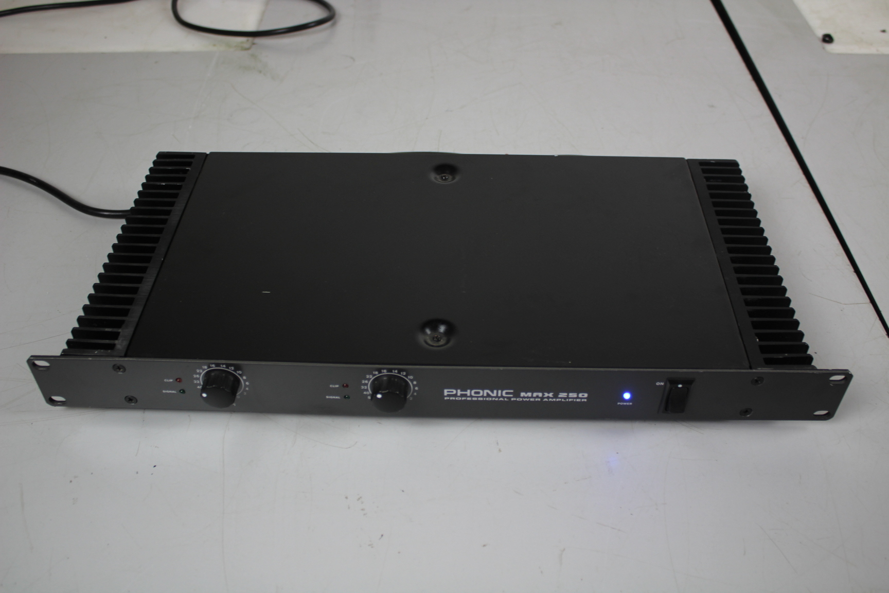 Image of PHONIC MAX 250 Professional Power Amplifier