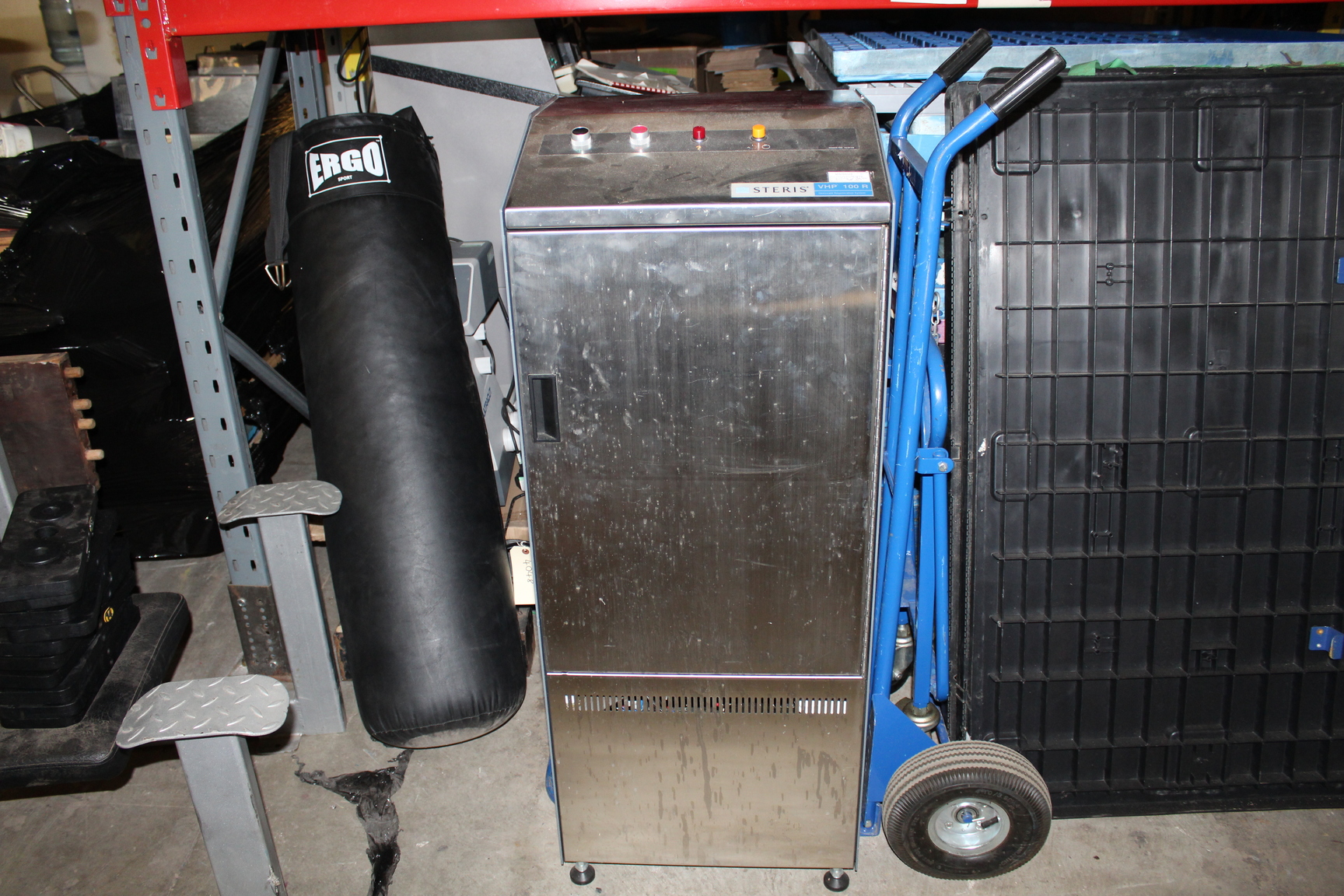 Image of Steris VHP-100R Desiccant Regeneration System 