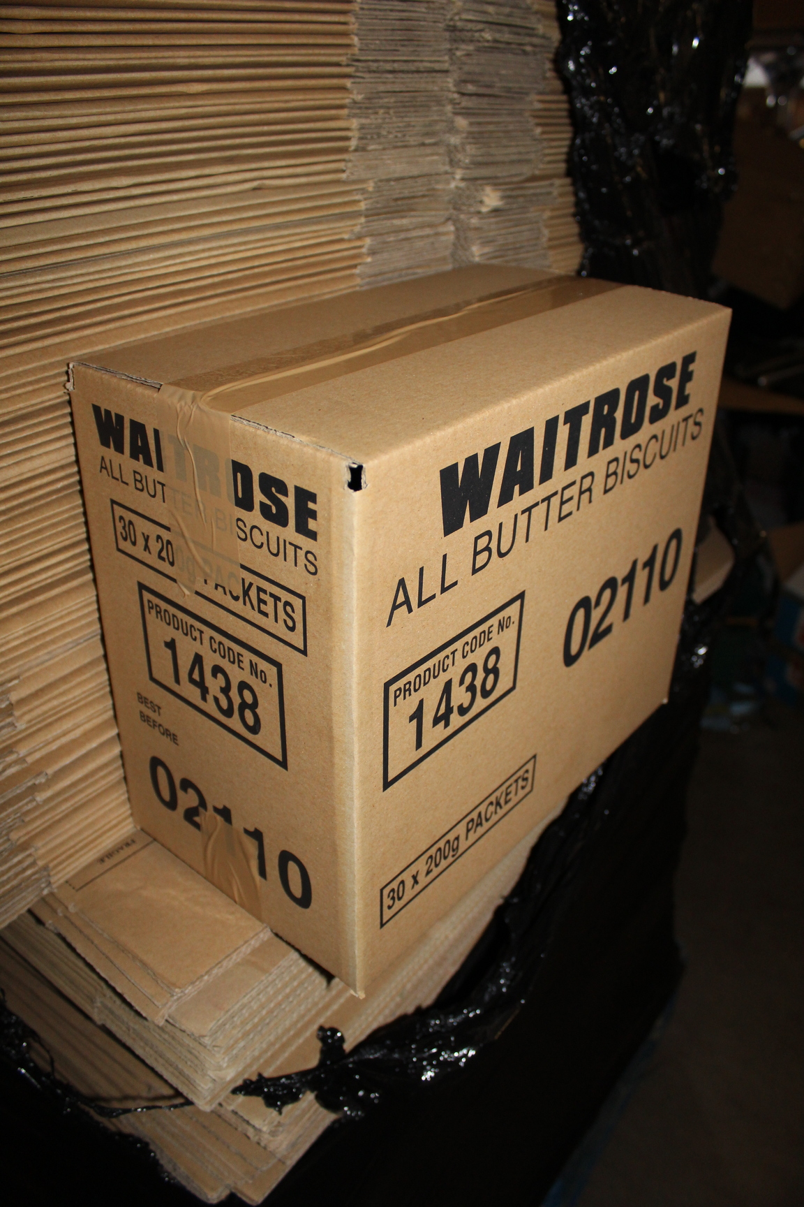 Image of Job Lot of Approx 850 Single Wall Cardboard Boxes in Two Dimensions