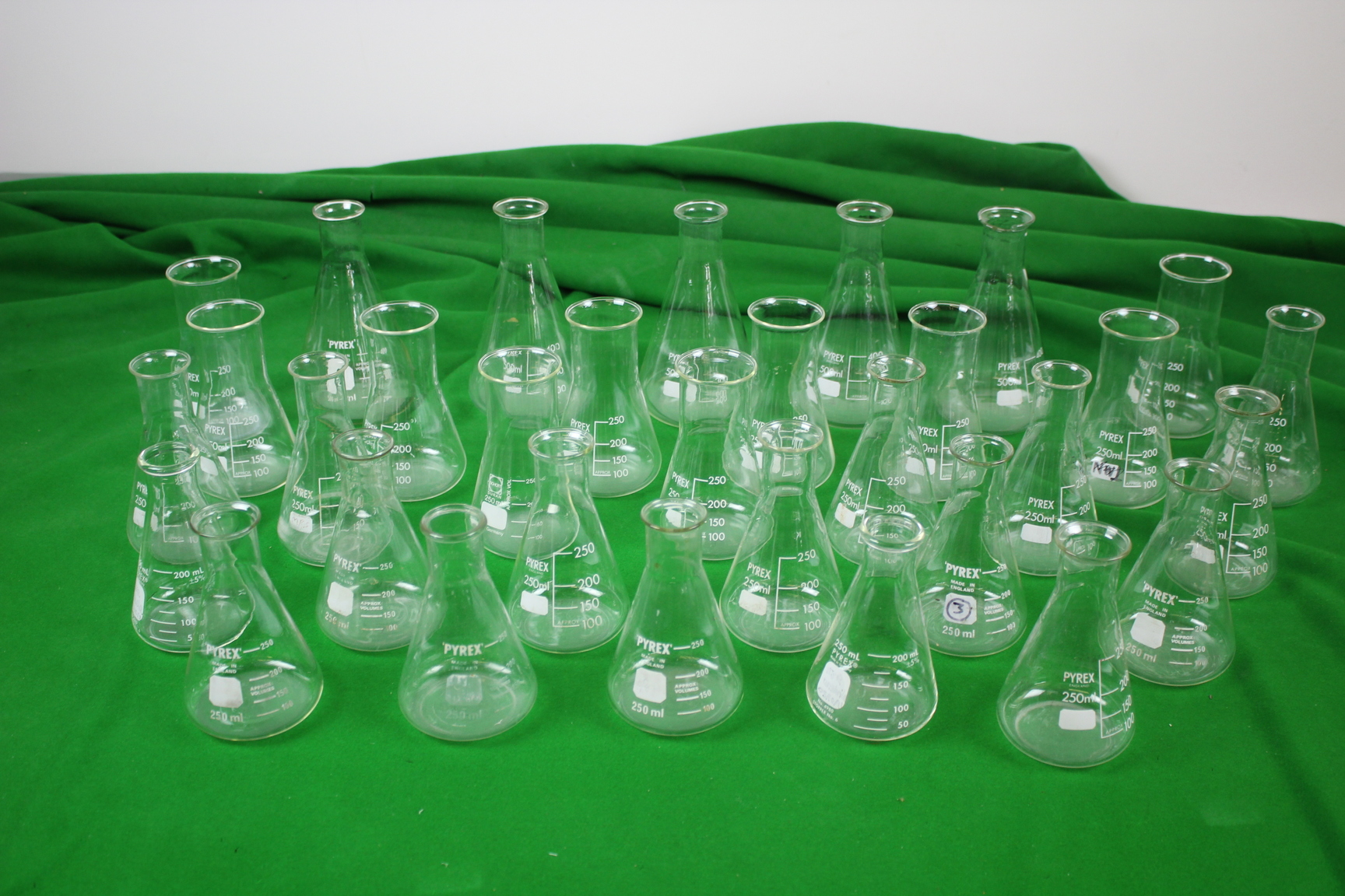 Image of Pyrex Flasks, Job lot.