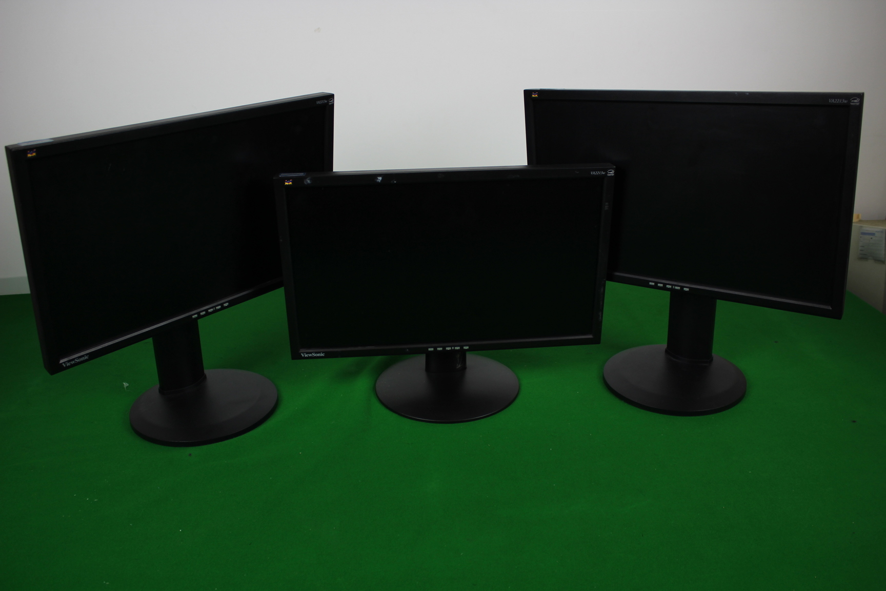 Image of 3 x ViewSonic Monitor 21inch