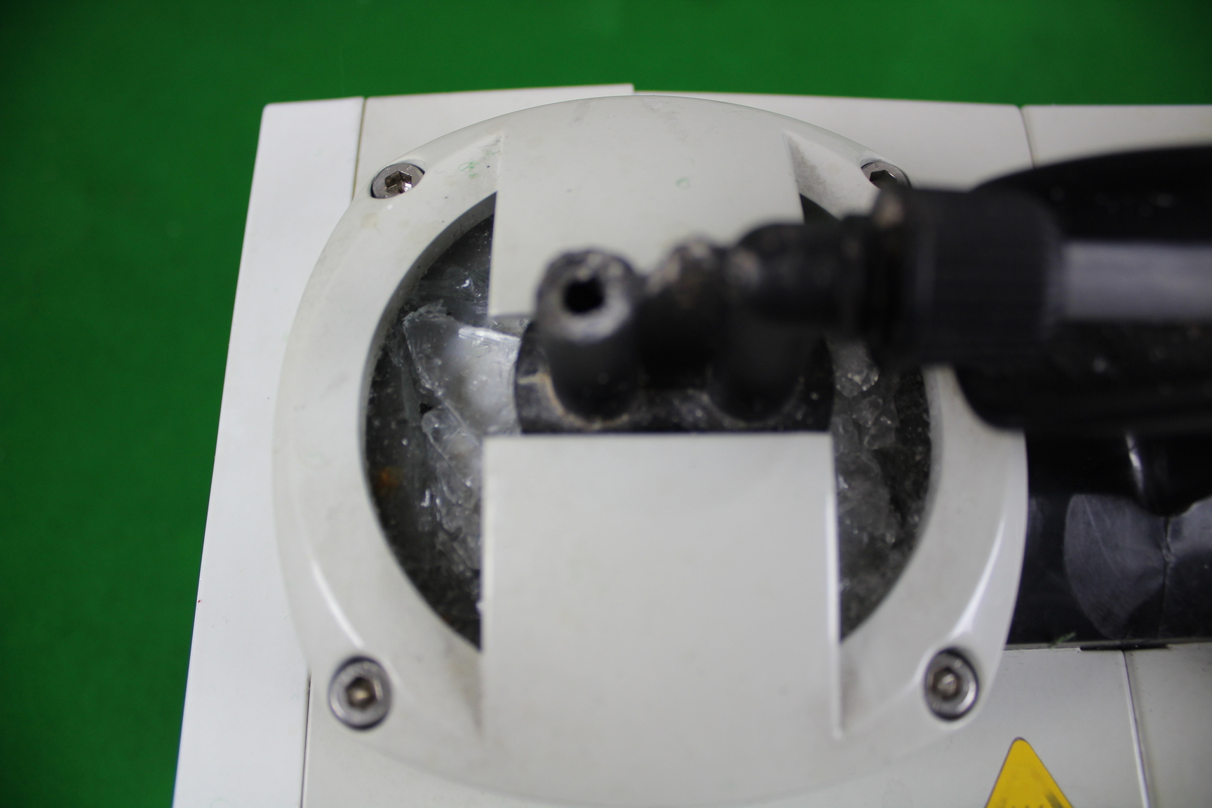 Image of Buchi Vac V-500 Vacuum Pump (runs but some minor damage spares/repair)