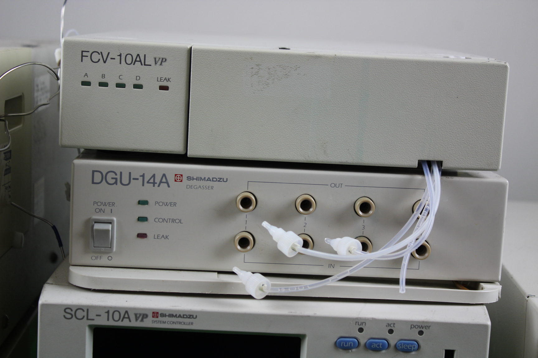 Image of Job lot Shimadzu Lab Equip SIL-10AD VP FF-10A XL SCL-10A VP DGU-14A FCV-10AL 