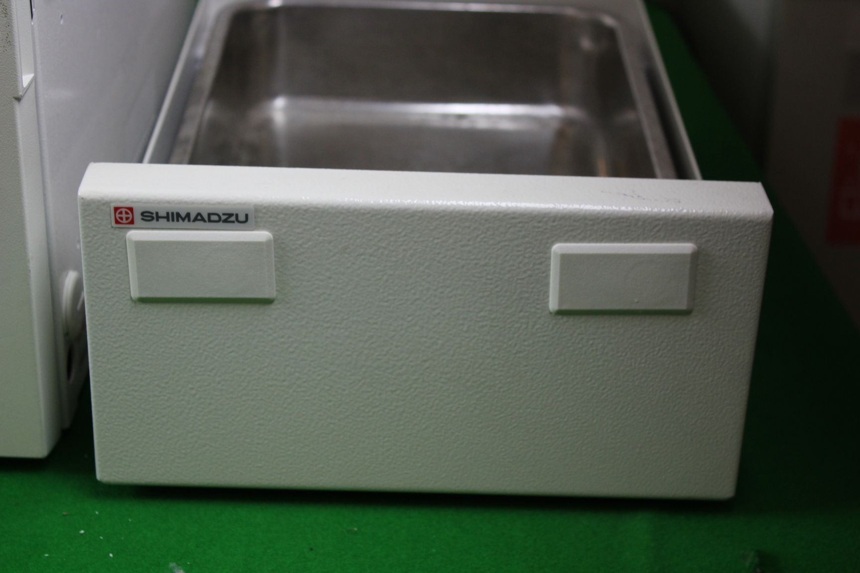 Image of Job lot Shimadzu Lab Equip SIL-10AD VP FF-10A XL SCL-10A VP DGU-14A FCV-10AL 