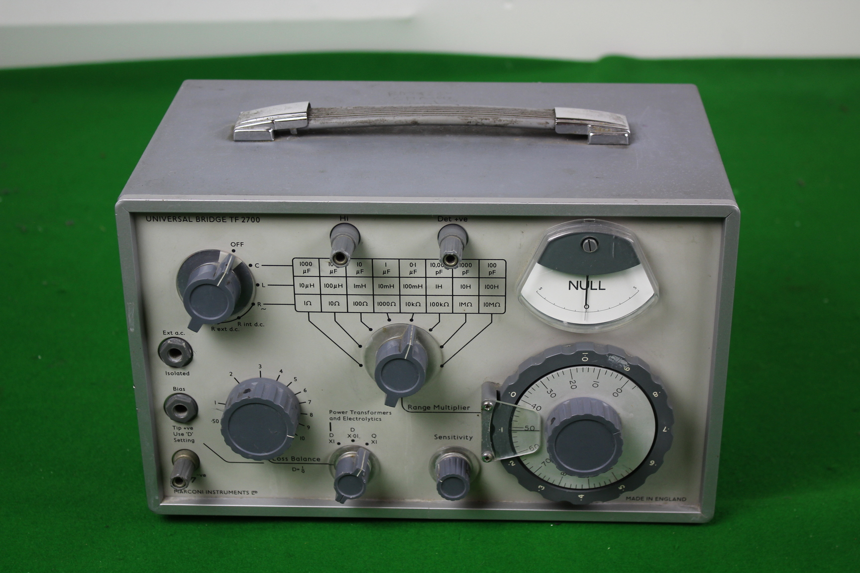 Image of Marconi Universal Bridge TF 2700 Laboratory Electrical Testing Equipment